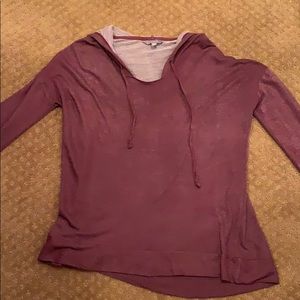 Lightweight sweatshirt.